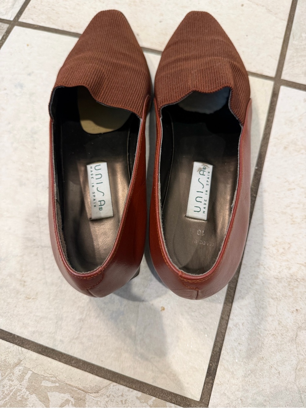 Unisa Vintage Brown Pointed-Toe Slip-On Loafers - Picture 4 of 5